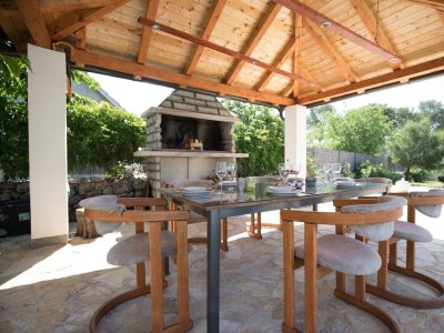 Villa Four-bedroom house with terrace Vrpolje, Šibenik K-21843 - Outdoor photo 48