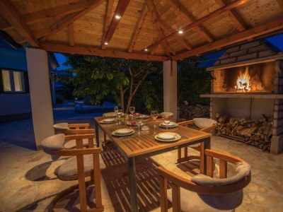 Villa Four-bedroom house with terrace Vrpolje, Šibenik K-21843 - Outdoor photo 50