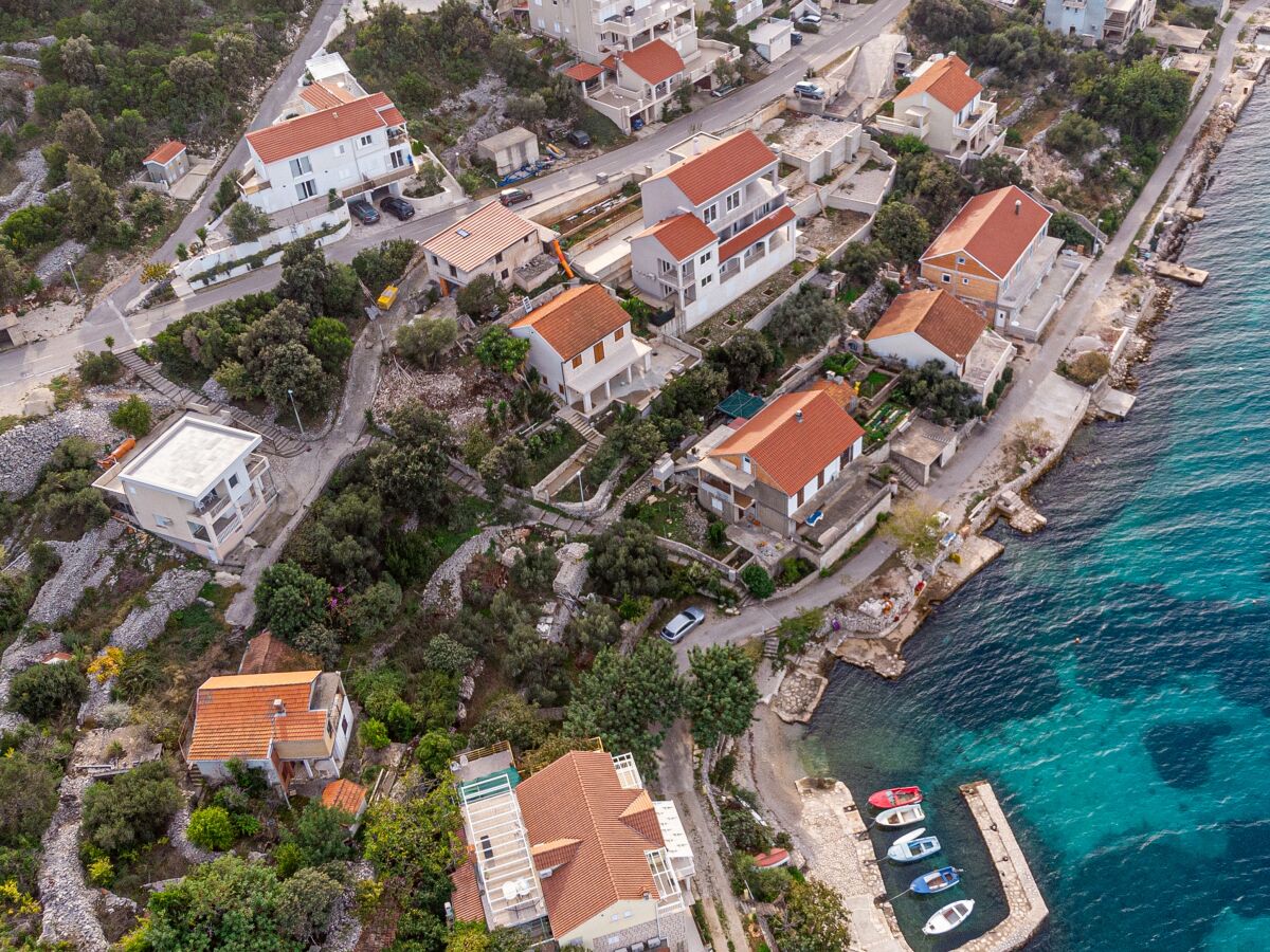 Apartment One bedroom apartment with terrace and sea view Kneža, Korčula A-21863-a - Outdoor photo 4