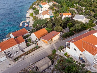 Apartment One bedroom apartment with terrace and sea view Kneža, Korčula A-21863-a - Outdoor photo 5