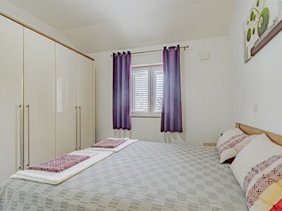 Apartment One bedroom apartment with terrace and sea view Kneža, Korčula A-21863-a - Outdoor photo 29