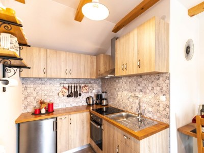 Holiday house Four-bedroom house with terrace Rašpor, Central Istria - Središnja Istra K-21878 - Outdoor photo 6