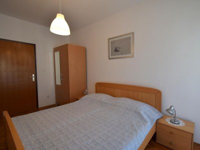 Apartment Two bedroom apartment with terrace Porat, Krk A-21904-a - Outdoor photo 7