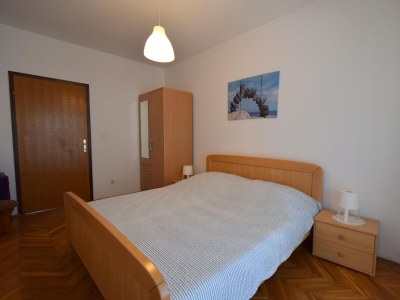 Apartment Two bedroom apartment with terrace Porat, Krk A-21904-a - Outdoor photo 9