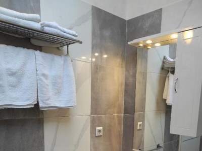 Apartment One bedroom apartment with balcony and sea view Jezera, Murter A-21908-a - Outdoor photo 13