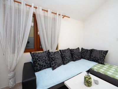 Apartment Two bedroom apartment with terrace Mandre, Pag A-22885-a - Outdoor photo 11