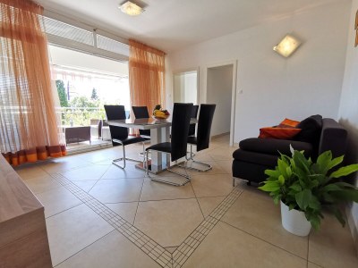 Apartment Two bedroom apartment near beach Dramalj, Crikvenica A-22500-a - Outdoor photo 11