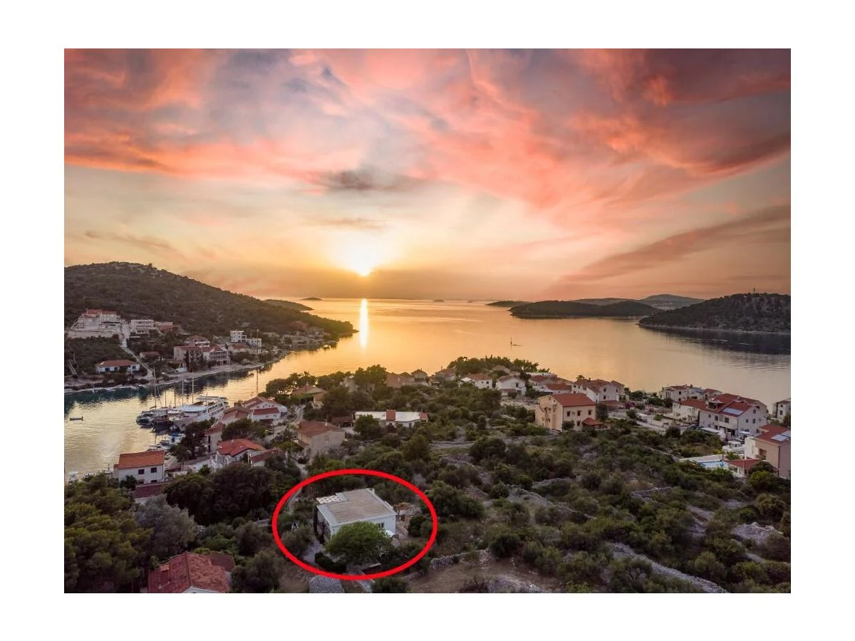 Holiday house Four-bedroom house with terrace and sea view Ražanj, Rogoznica K-22513