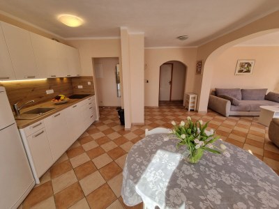 Apartment Two bedroom apartment with balcony and sea view Crikvenica A-22514-a - Outdoor photo 9