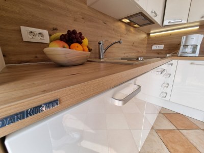 Apartment Two bedroom apartment with balcony and sea view Crikvenica A-22516-a - Outdoor photo 12