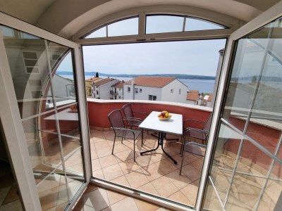 Apartment Two bedroom apartment with balcony and sea view Crikvenica A-22516-a - Outdoor photo 18