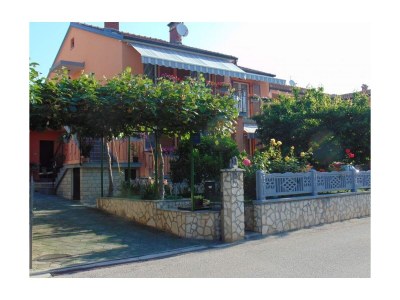 Apartment Three bedroom apartment with balcony Rovinj A-22525-a - Outdoor photo 2