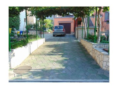 Apartment Three bedroom apartment with balcony Rovinj A-22525-a - Outdoor photo 4