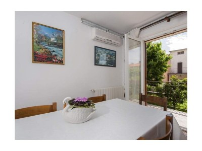 Apartment Three bedroom apartment with balcony Rovinj A-22525-a - Outdoor photo 7