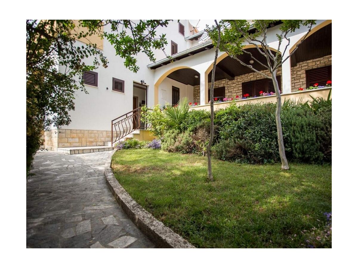 Apartment One bedroom apartment with balcony Rovinj A-22526-a - Outdoor photo 4