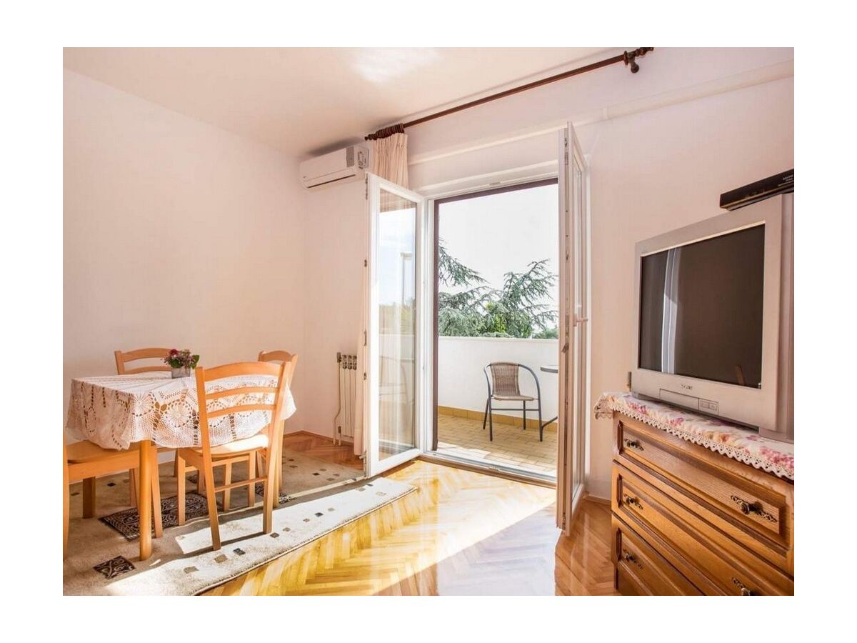 Apartment One bedroom apartment with terrace Rovinj A-22527-a