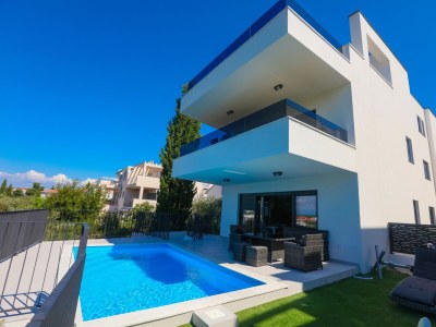 Apartment Three bedroom apartment with terrace Murter A-22942-a in Murter - Apartment