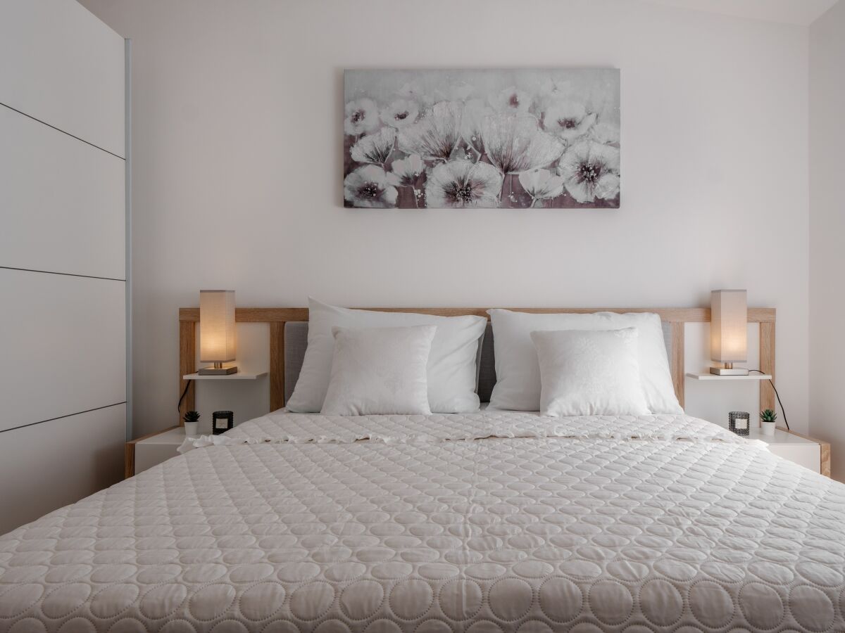 Apartment Two bedroom apartment with terrace Vir A-22948-a