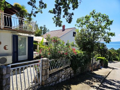 Apartment Two bedroom apartment with terrace and sea view Njivice, Krk A-23004-a in Njivice - Apartment