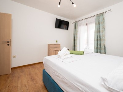 Apartment Two bedroom apartment with terrace and sea view Okrug Gornji, Čiovo A-23497-a - Outdoor photo 20