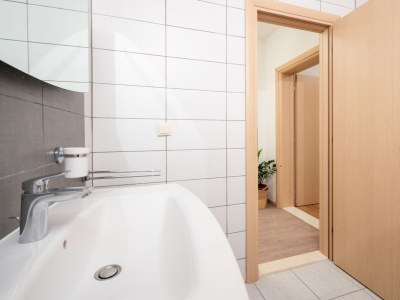 Apartment Two bedroom apartment with terrace and sea view Okrug Gornji, Čiovo A-23497-a - Outdoor photo 29