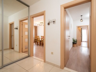 Apartment Two bedroom apartment with terrace and sea view Okrug Gornji, Čiovo A-23497-a - Outdoor photo 30