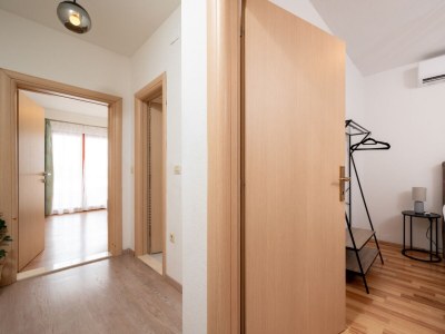 Apartment Two bedroom apartment with terrace and sea view Okrug Gornji, Čiovo A-23497-a - Outdoor photo 33