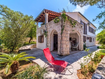 Holiday house Three bedroom house with terrace and sea view Sutivan, Brač K-23075 - Outdoor photo 6