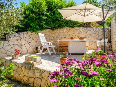 Holiday house Three bedroom house with terrace and sea view Sutivan, Brač K-23075 - Outdoor photo 7