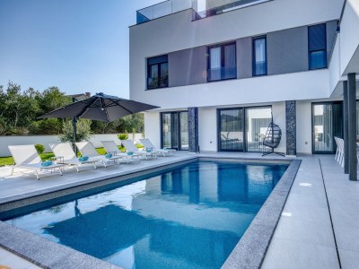 Villa Four-bedroom house with terrace and sea view Zaton, Zadar K-23511 - Outdoor photo 6