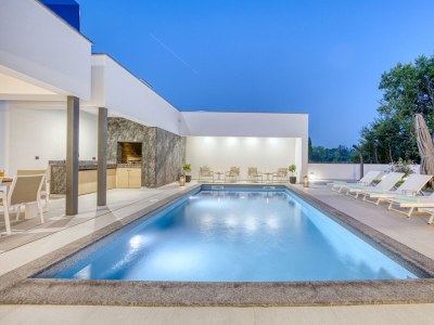 Villa Four-bedroom house with terrace and sea view Zaton, Zadar K-23511 - Outdoor photo 7