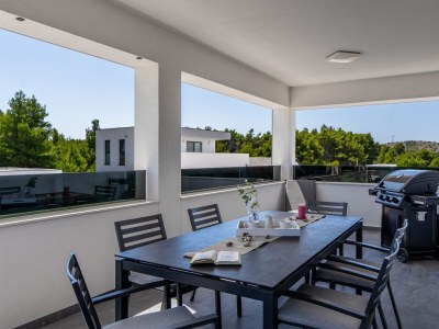 Apartment Two bedroom apartment with terrace and sea view Vir - Lozice, Vir A-23514-a - Outdoor photo 29