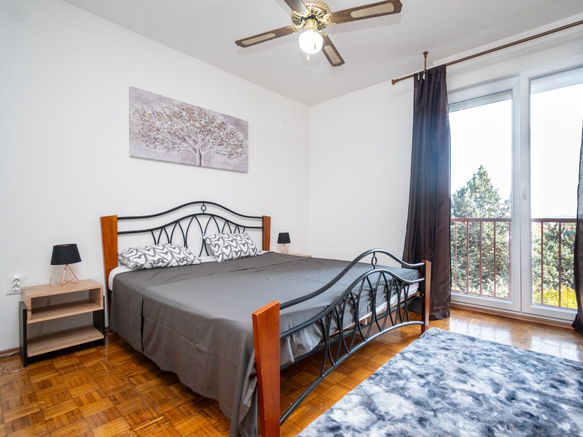 Apartment Three bedroom apartment with balcony Zadar A-23521-a