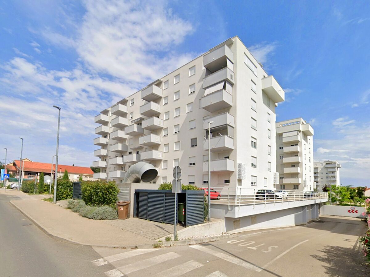 Apartment Two bedroom apartment with terrace and sea view Zadar A-23525-a - Outdoor photo 2