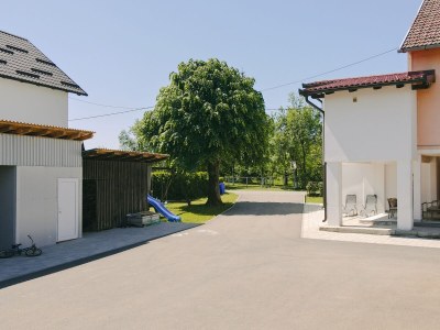 Apartment One bedroom apartment with terrace Lipovača, Plitvice A-17657-a - Outdoor photo 4
