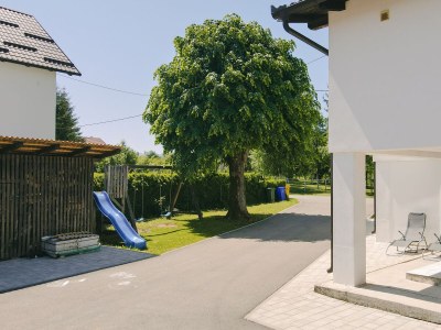 Apartment One bedroom apartment with terrace Lipovača, Plitvice A-17657-a - Outdoor photo 9
