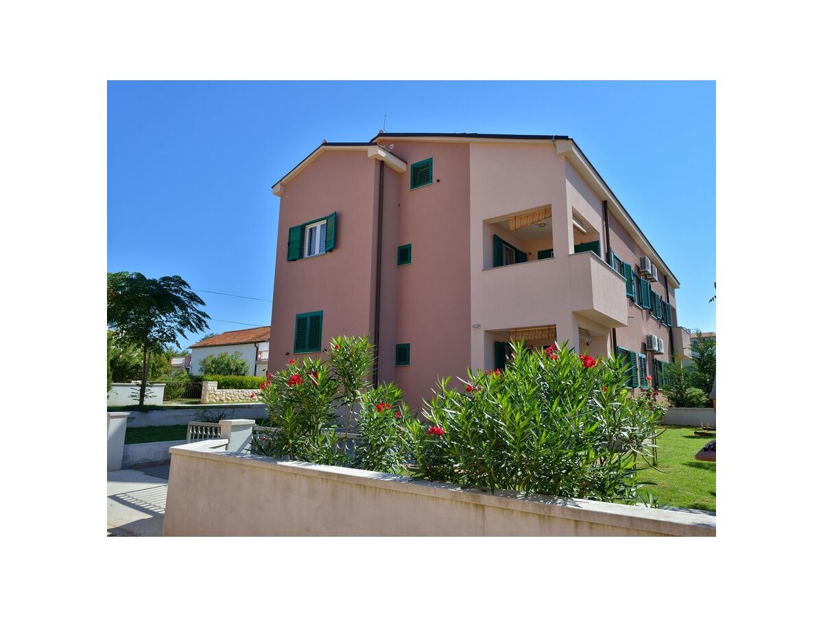 Apartment Two bedroom apartment with terrace Privlaka, Zadar A-23197-a - Outdoor photo 2