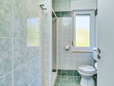 Apartment Three bedroom apartment with balcony and sea view Martinšćica, Cres A-23222-a - Outdoor photo 33