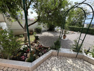 Apartment Two bedroom apartment with terrace Dramalj, Crikvenica A-23261-a - Outdoor photo 14