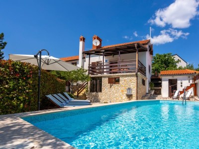 Holiday house Four-bedroom house with terrace Risika, Krk K-23314 - Outdoor photo 4