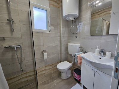 Apartment One bedroom apartment with terrace Mundanije, Rab A-23315-a - Outdoor photo 8