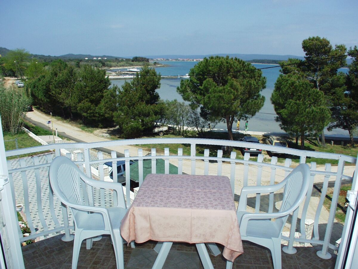 Apartment Two bedroom apartment near beach Kraj, Pašman A-334-b