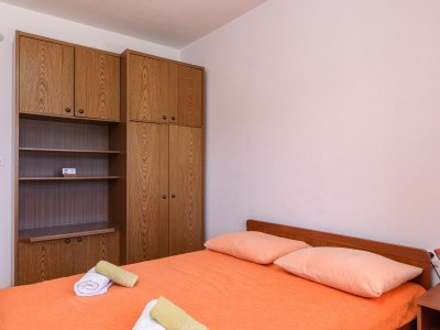 Apartment Three bedroom apartment with terrace and sea view Marina, Trogir A-23353-a - Outdoor photo 13