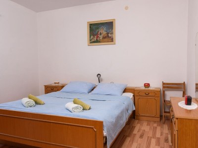 Apartment Three bedroom apartment with terrace and sea view Marina, Trogir A-23353-a - Outdoor photo 14