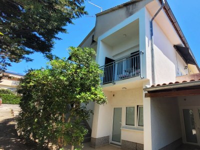 Apartment Two bedroom apartment with terrace and sea view Krk A-23675-a in Krk - Apartment