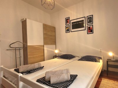 Apartment Two bedroom apartment with terrace and sea view Krk A-23675-a - Outdoor photo 9