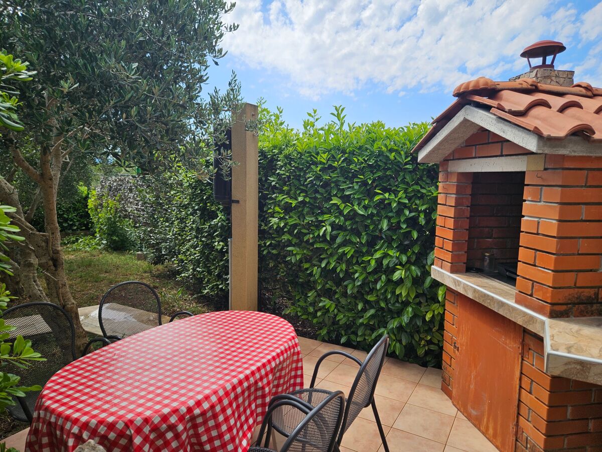 Holiday house Two bedroom house with terrace Ljutići, Krk K-23686 - Outdoor photo 5