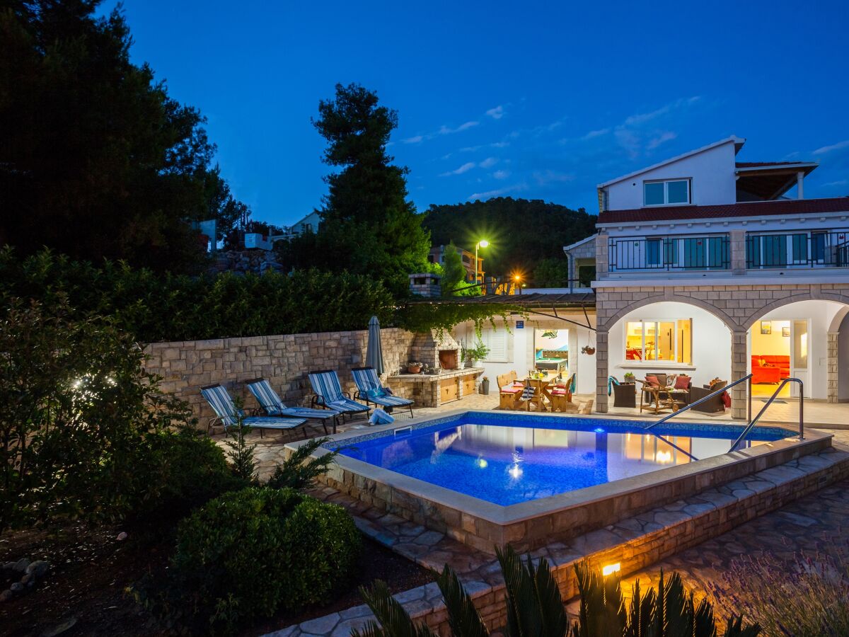 Holiday house Comfortable and spacious house near beach Gršćica, Korčula K-23487 - Outdoor photo 2