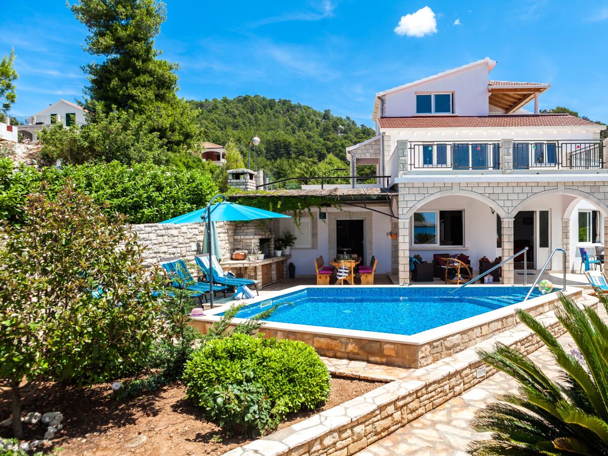 Holiday house Comfortable and spacious house near beach Gršćica, Korčula K-23487 - Outdoor photo 4