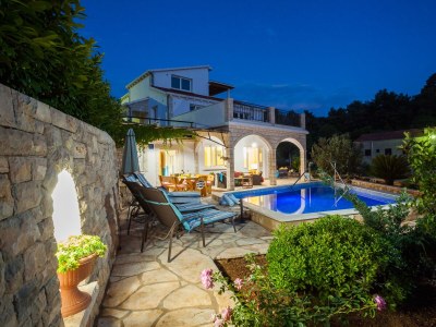 Holiday house Comfortable and spacious house near beach Gršćica, Korčula K-23487 - Outdoor photo 3